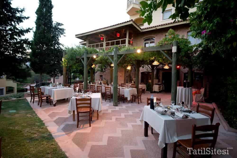 Limak Arcadia Golf & Sport Resort Hotel